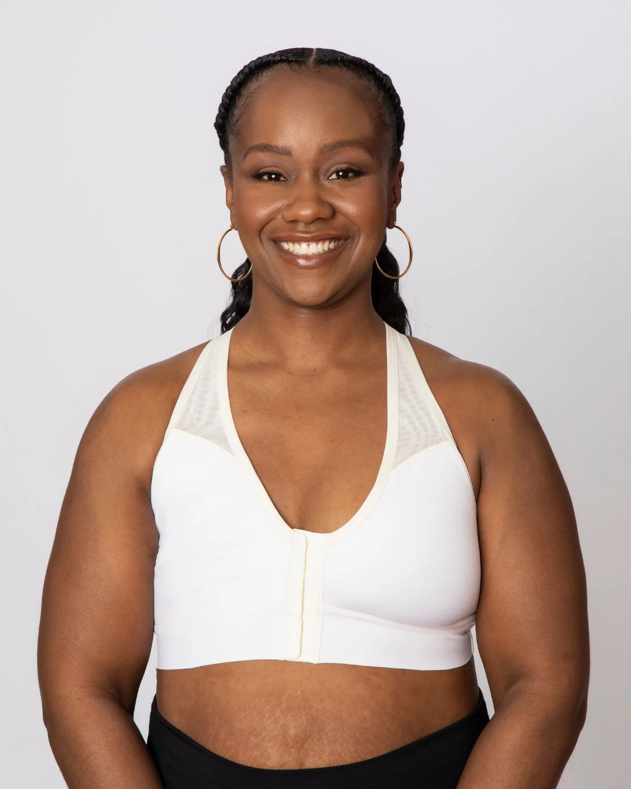 Bianca Pocketed Front Closure Sports Bra - Image 23