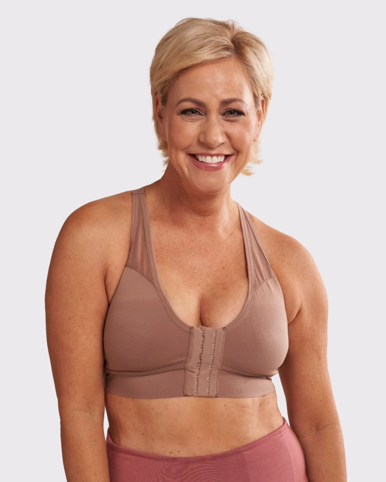 Bianca Pocketed Front Closure Sports Bra - Image 38
