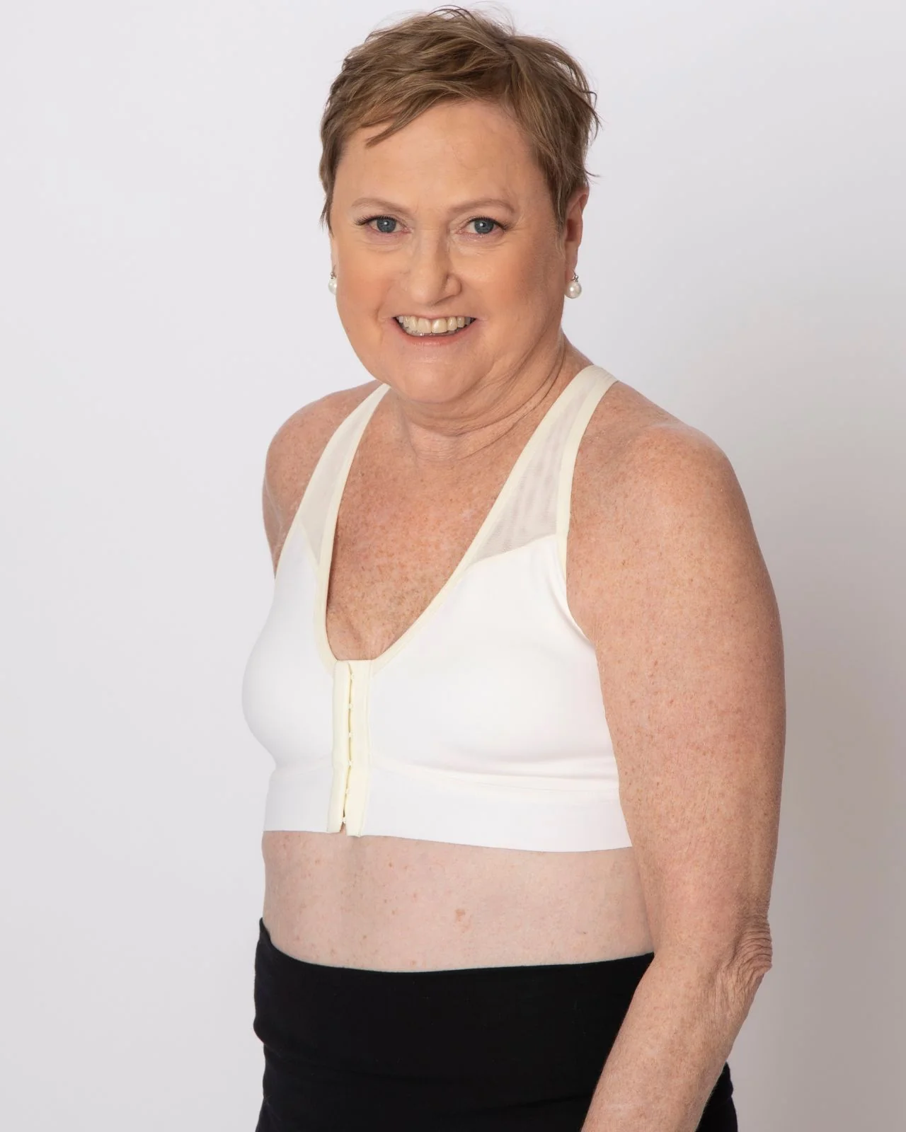 Bianca Pocketed Front Closure Sports Bra - Image 48