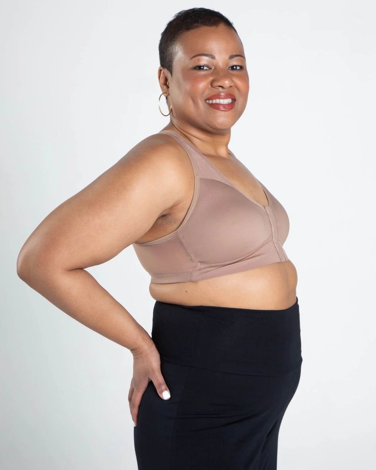 Bianca Pocketed Front Closure Sports Bra - Image 5