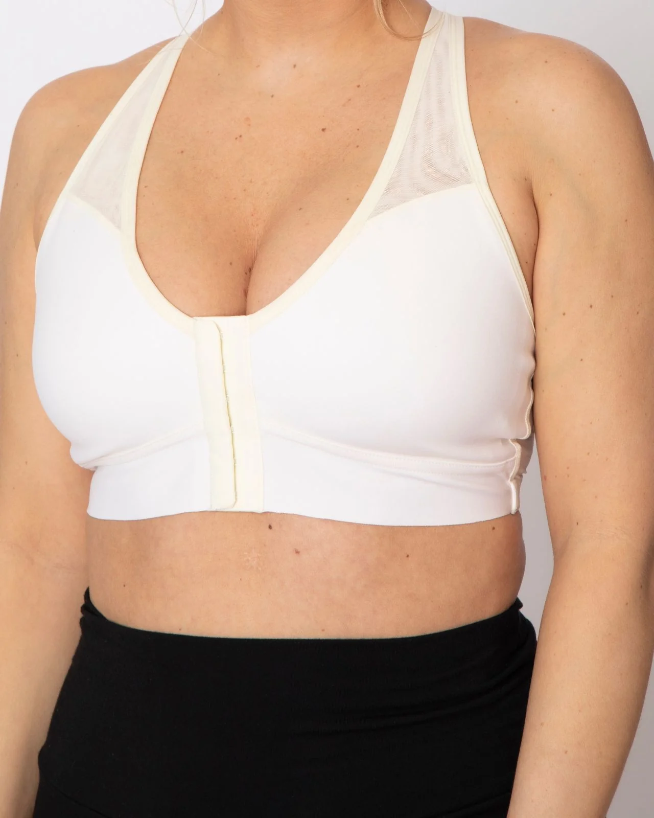 Bianca Pocketed Front Closure Sports Bra - Image 69