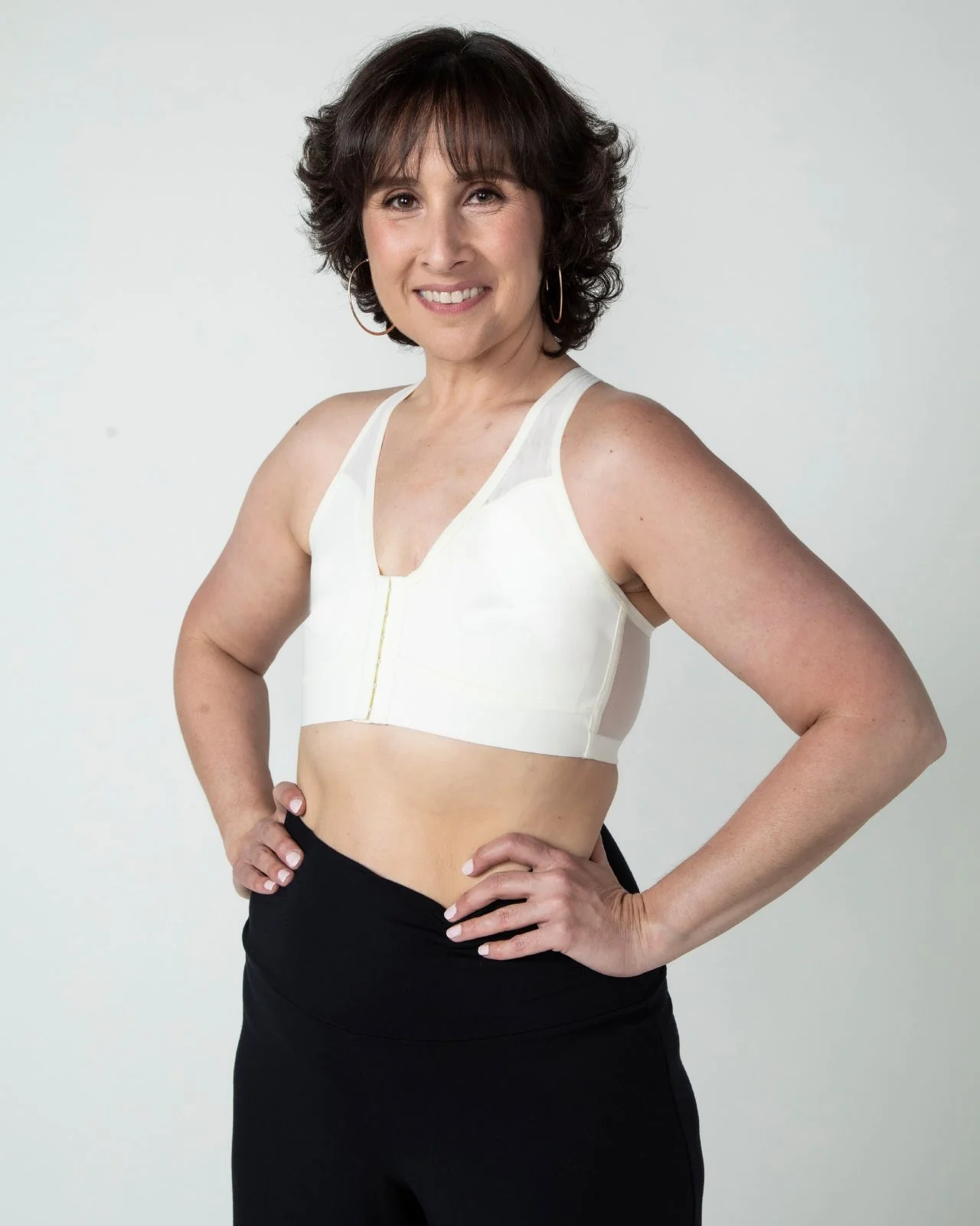 Bianca Pocketed Front Closure Sports Bra - Image 85