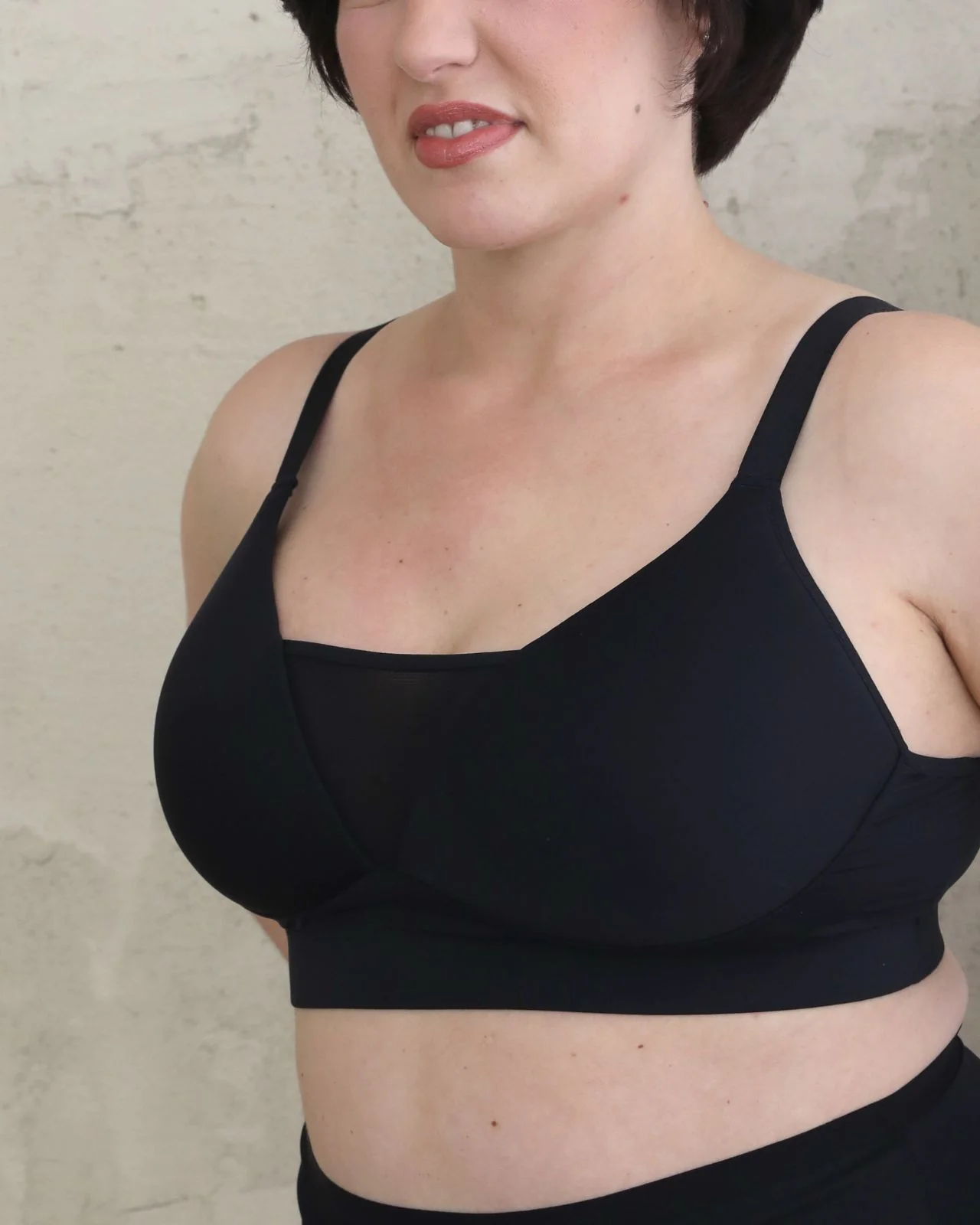 Brenda Pocketed Molded Cup Mesh Bra - Image 13