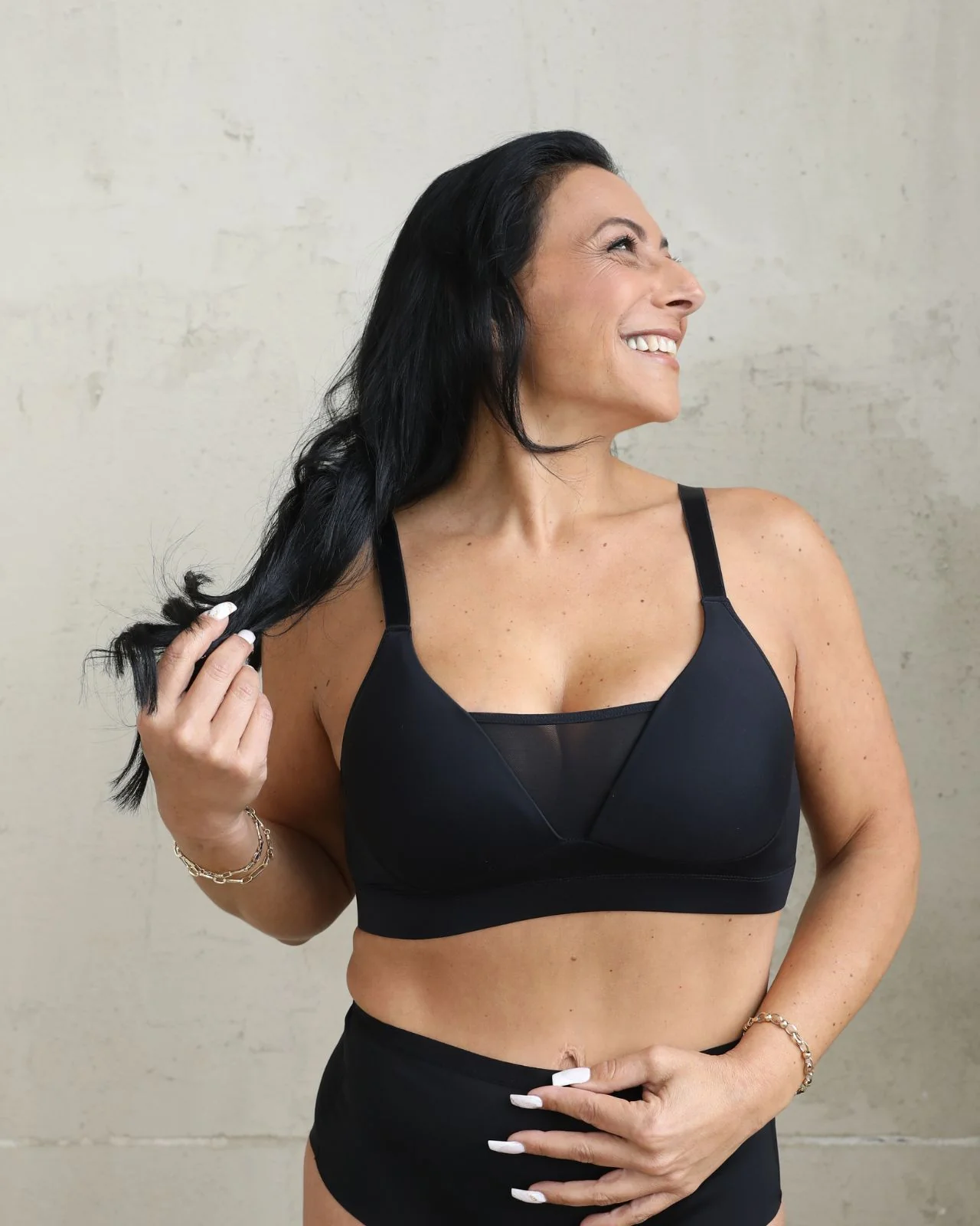 Brenda Pocketed Molded Cup Mesh Bra - Image 17