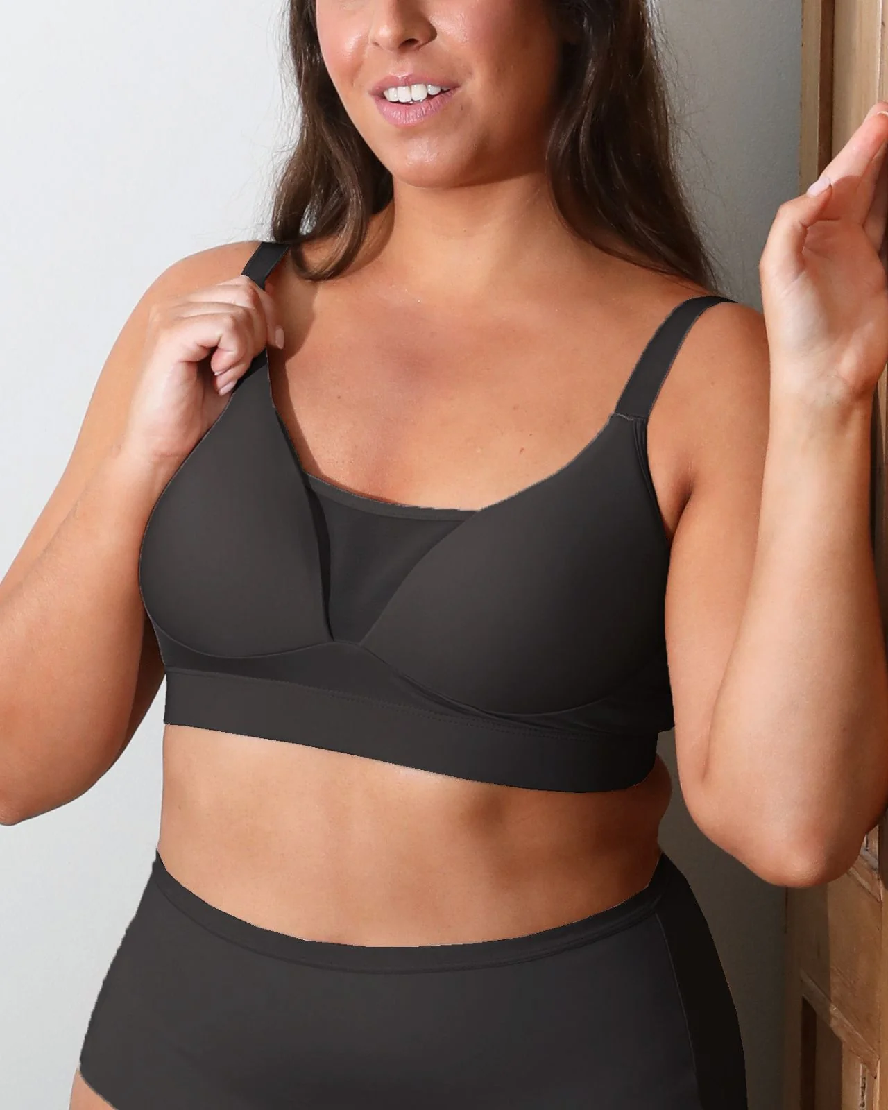 Brenda Pocketed Molded Cup Mesh Bra - Image 31