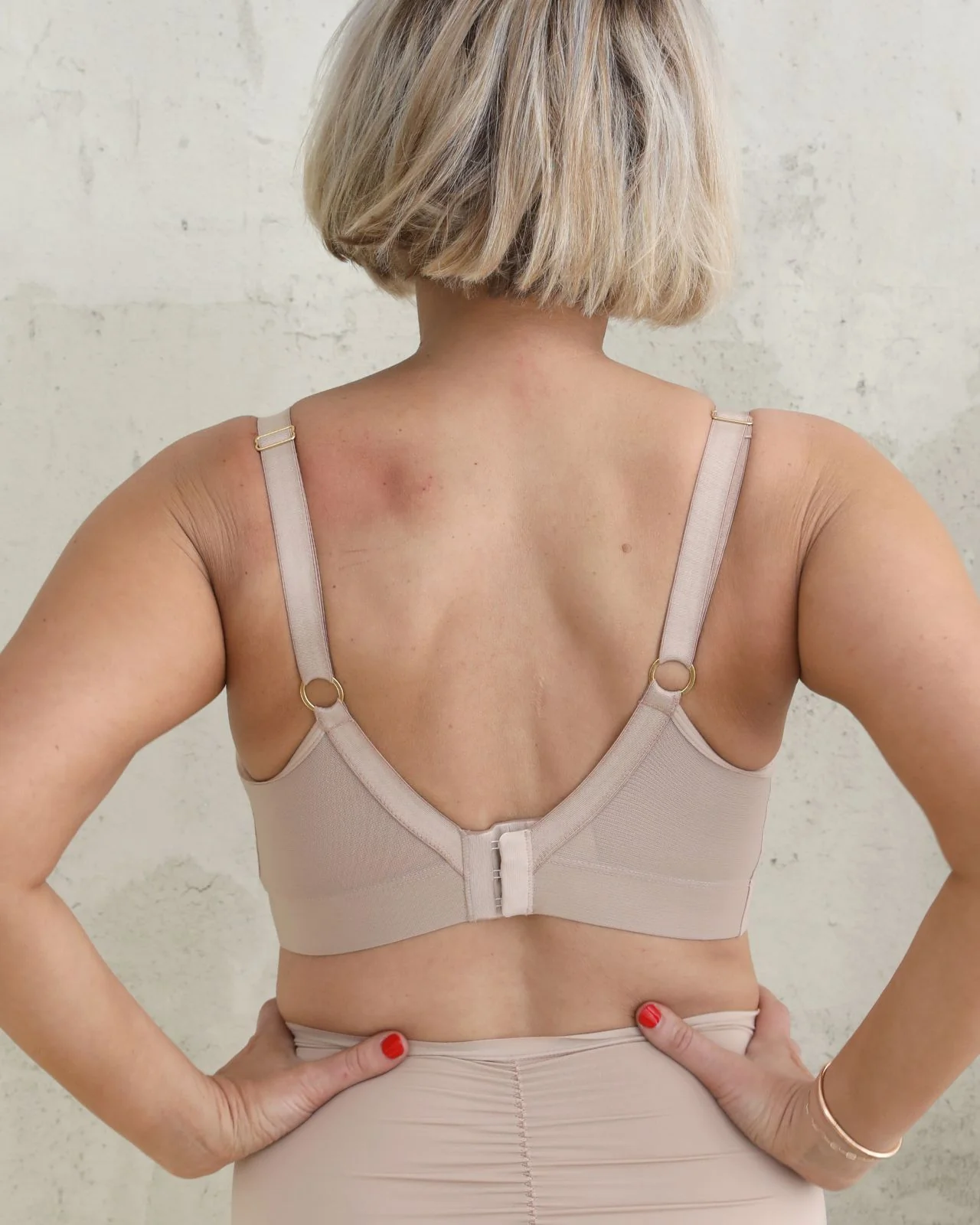 Brenda Pocketed Molded Cup Mesh Bra - Image 6