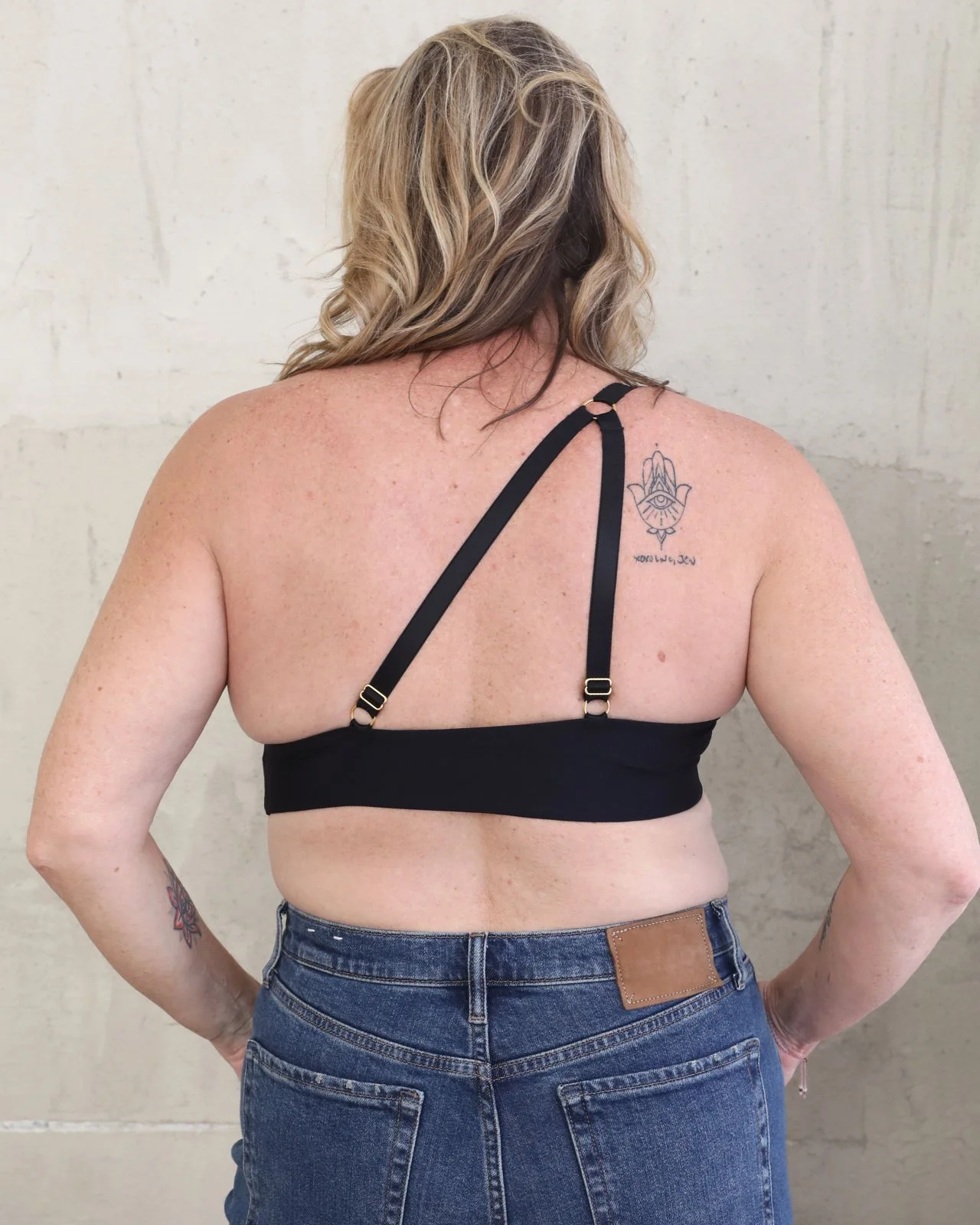 Rachel Unilateral Molded Right Cup Sling Bra - Image 11