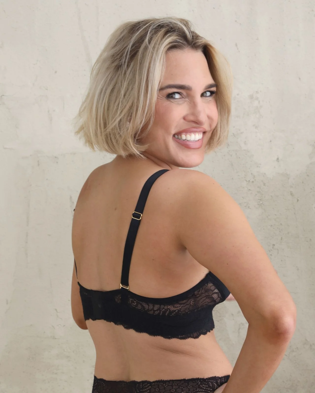 Tracy Lace Molded Cup Bra - Image 23