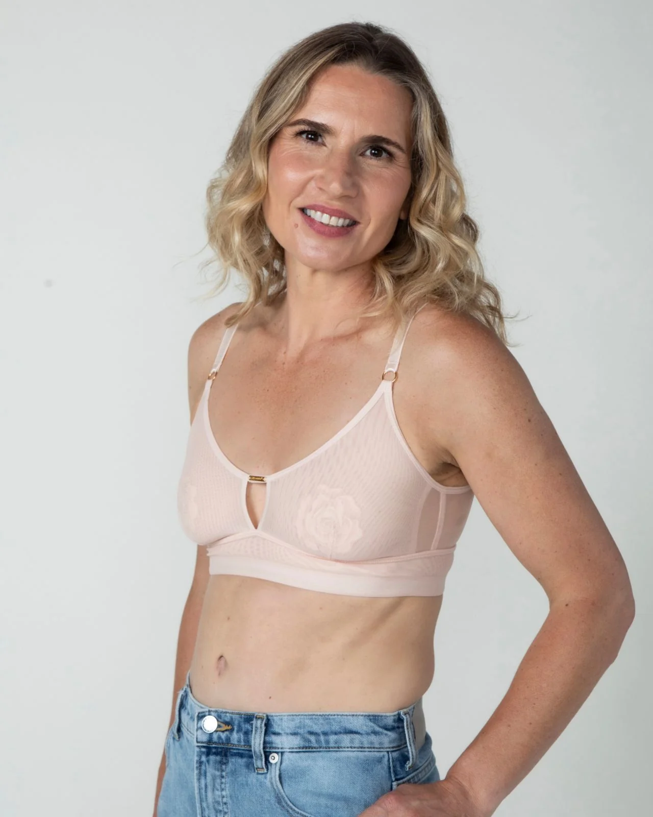Victoria Mesh Keyhole Bralette - Image 10