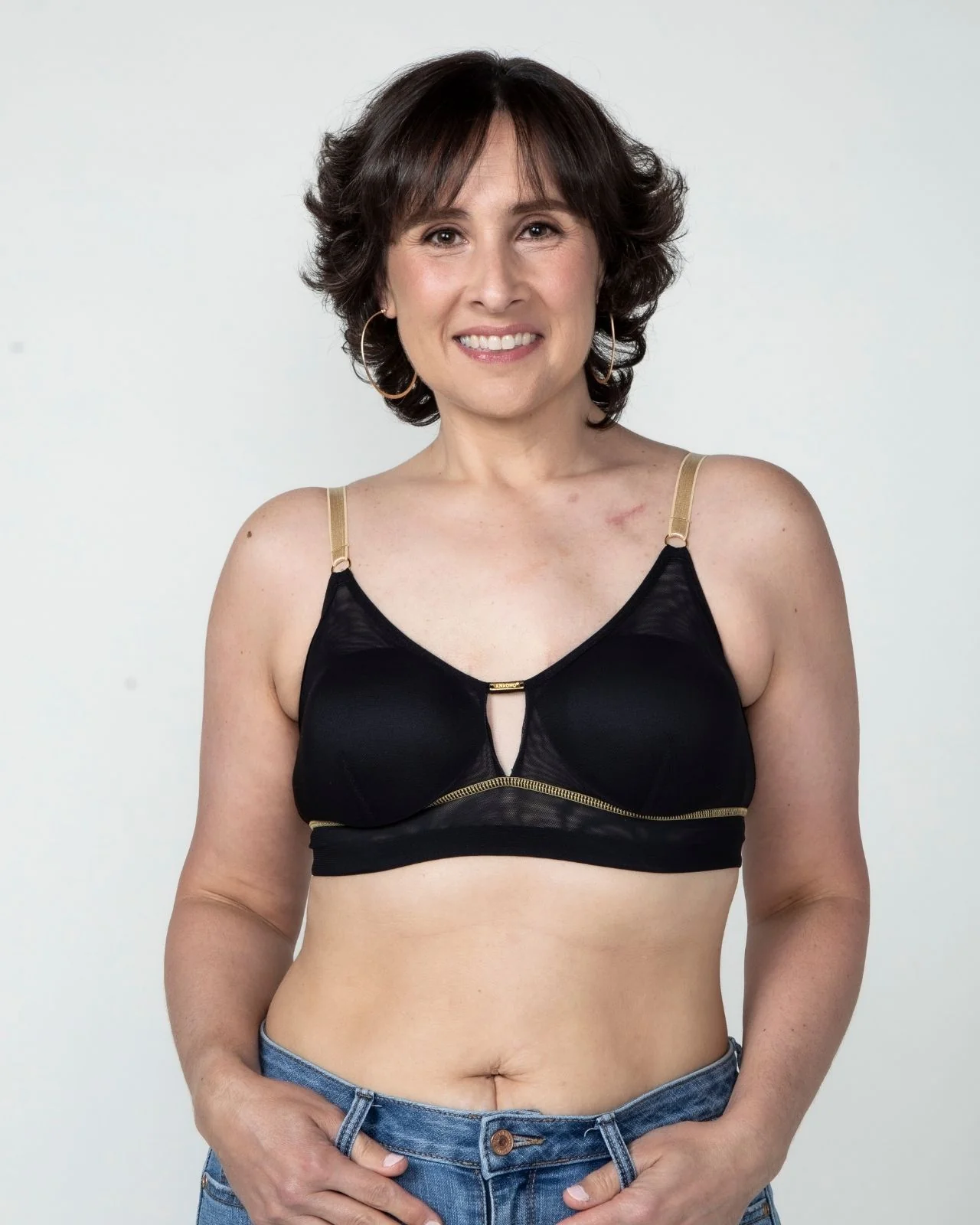 Victoria Mesh Keyhole Bralette - Image 11