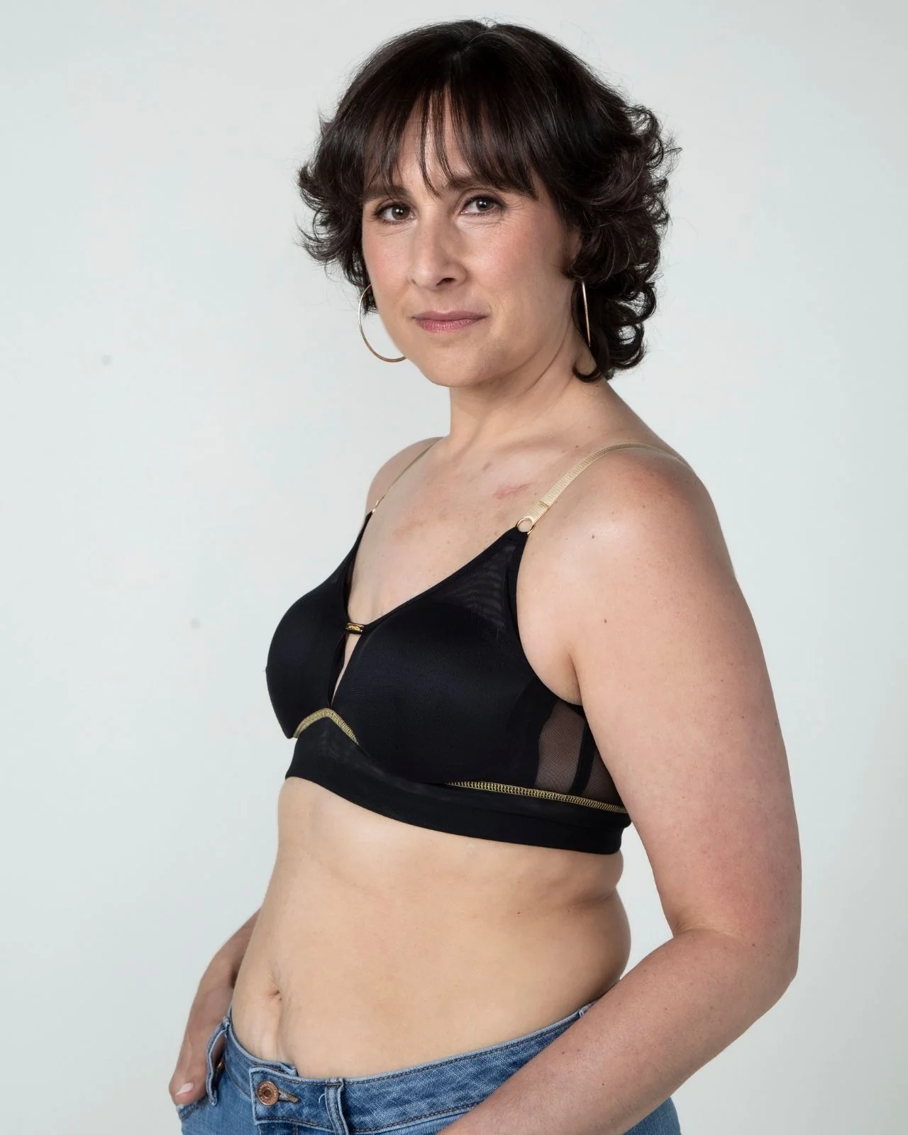 Victoria Mesh Keyhole Bralette - Image 13
