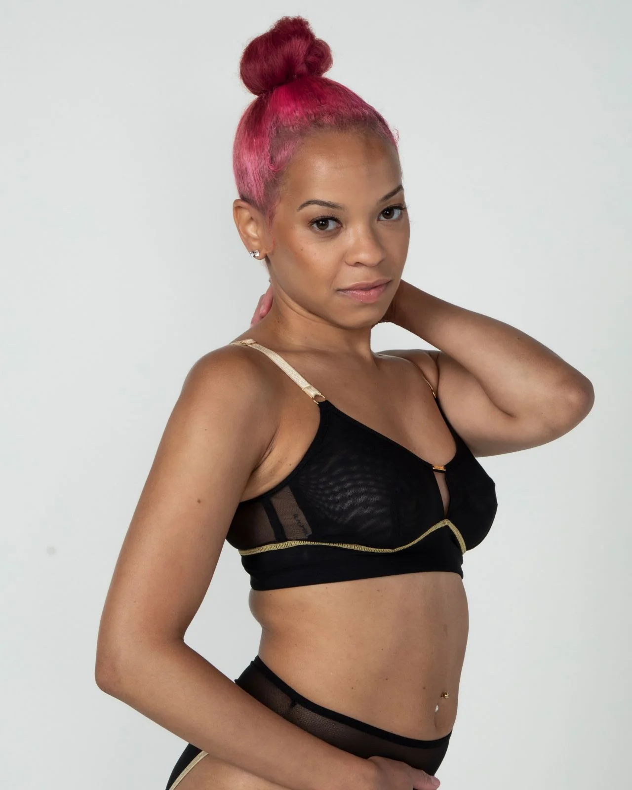 Victoria Mesh Keyhole Bralette - Image 30